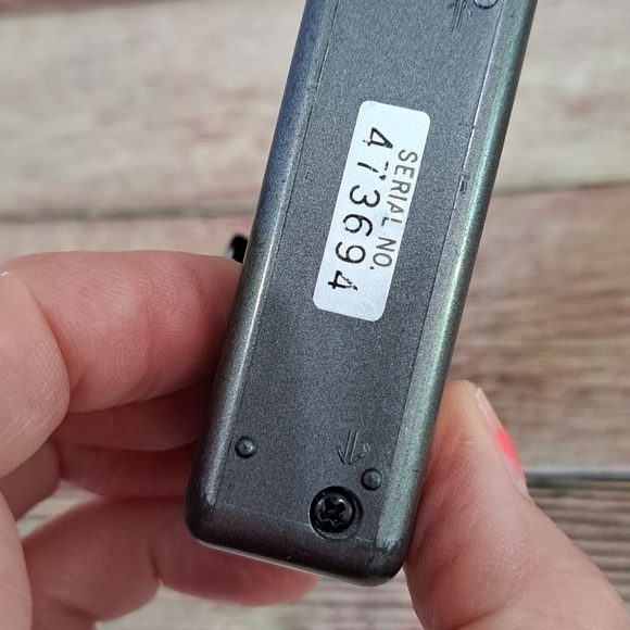 Sony Walkman SRF19W AM/FM Portable Radio Gray and Black Untested - Picture 7 of 13